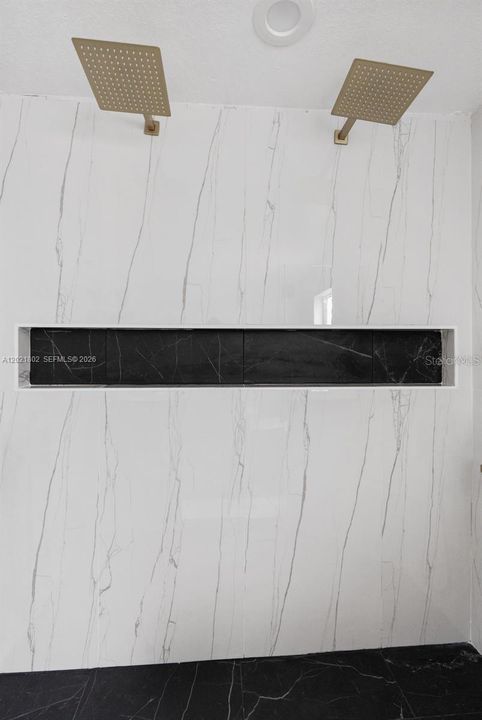 Recientemente alquilado: $3,500 (6 camas, 3 baños, 2005 Pies cuadrados)