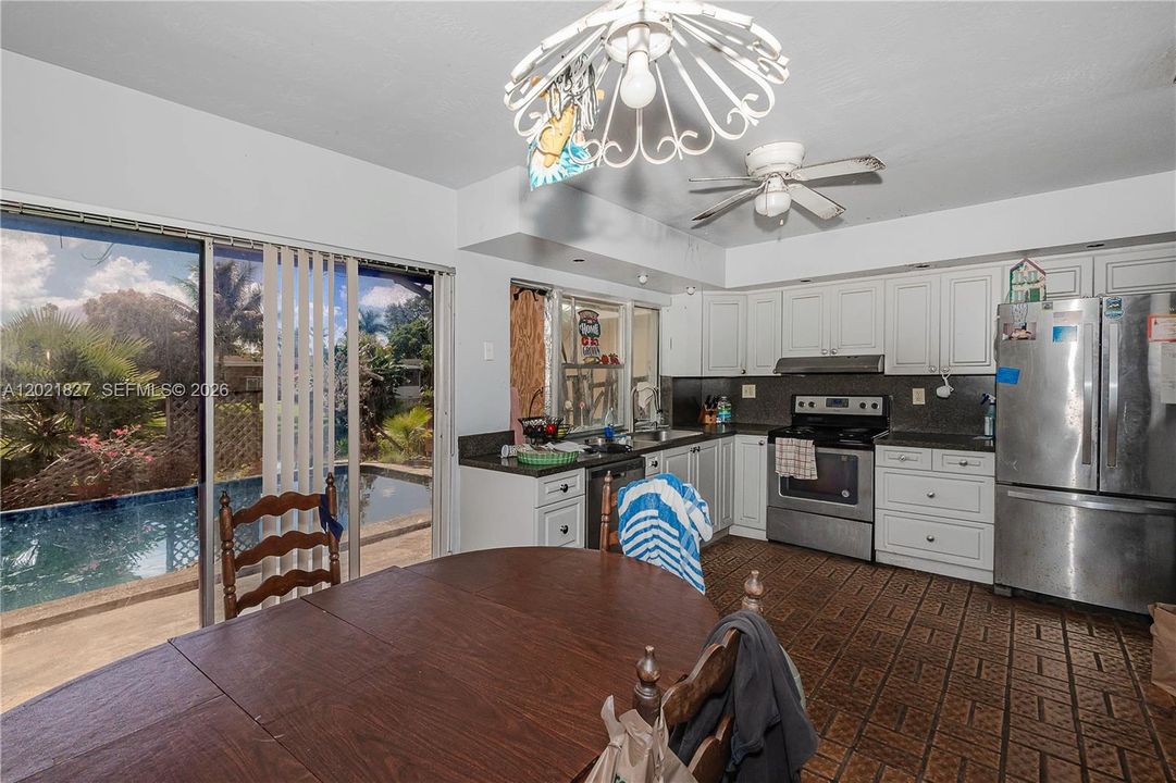 Active With Contract: $560,000 (3 beds, 2 baths, 1570 Square Feet)