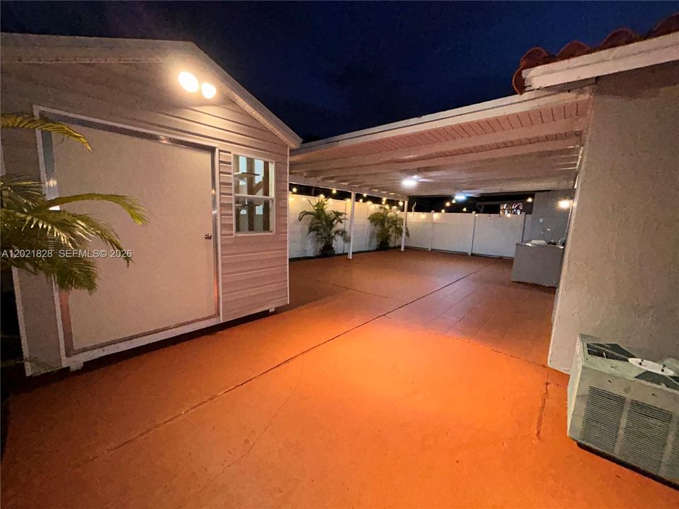 For Rent: $3,500 (3 beds, 2 baths, 1604 Square Feet)