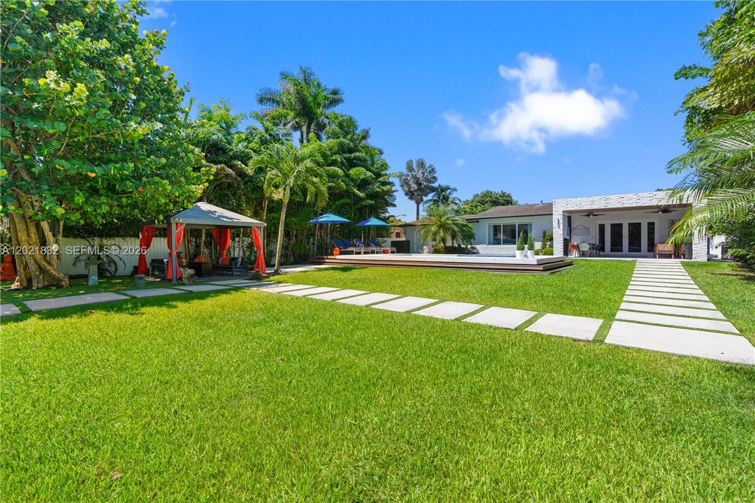 En Venta: $1,506,000 (3 camas, 2 baños, 1640 Pies cuadrados)
