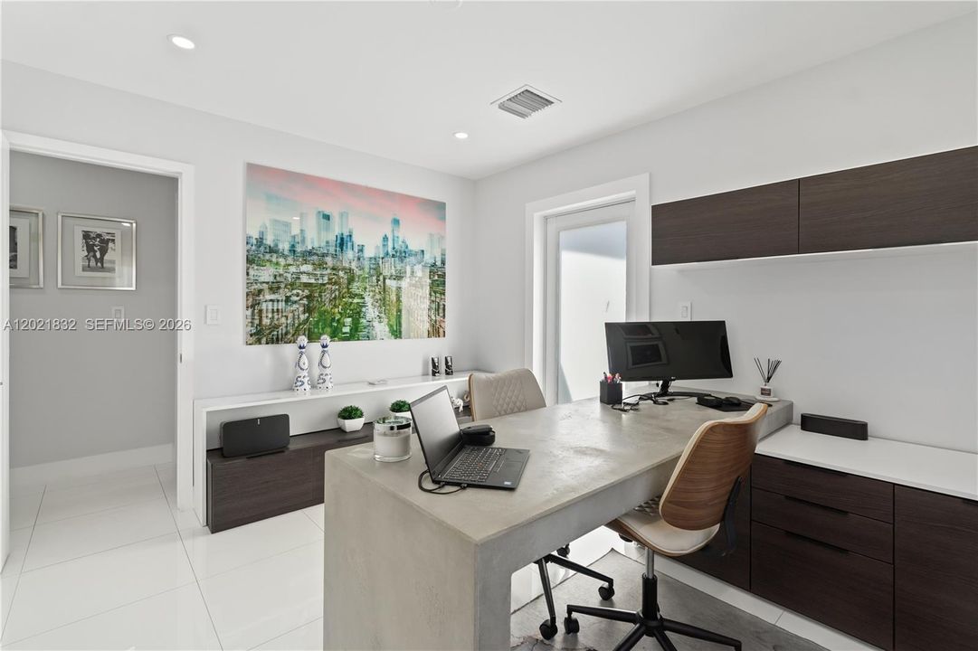 En Venta: $1,506,000 (3 camas, 2 baños, 1640 Pies cuadrados)