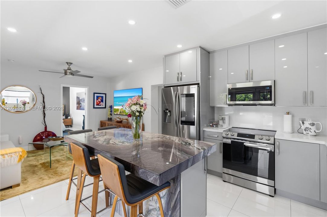 En Venta: $1,506,000 (3 camas, 2 baños, 1640 Pies cuadrados)