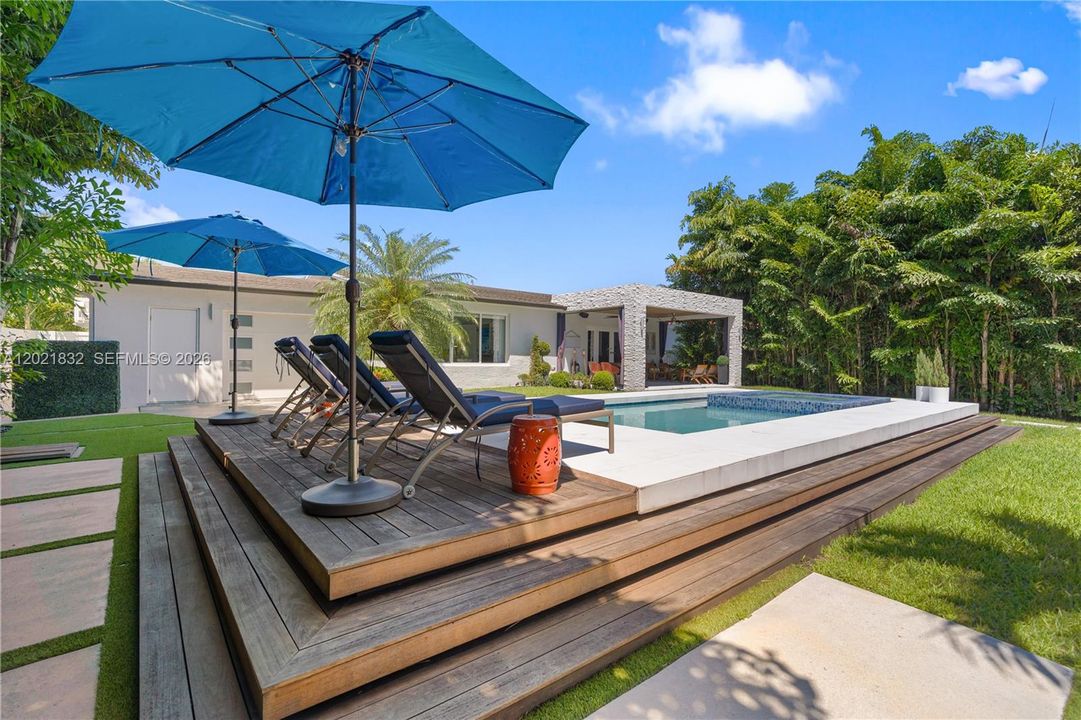 En Venta: $1,506,000 (3 camas, 2 baños, 1640 Pies cuadrados)