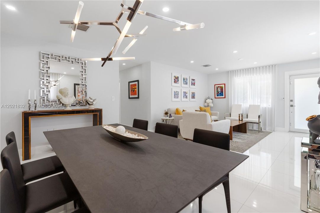 En Venta: $1,506,000 (3 camas, 2 baños, 1640 Pies cuadrados)