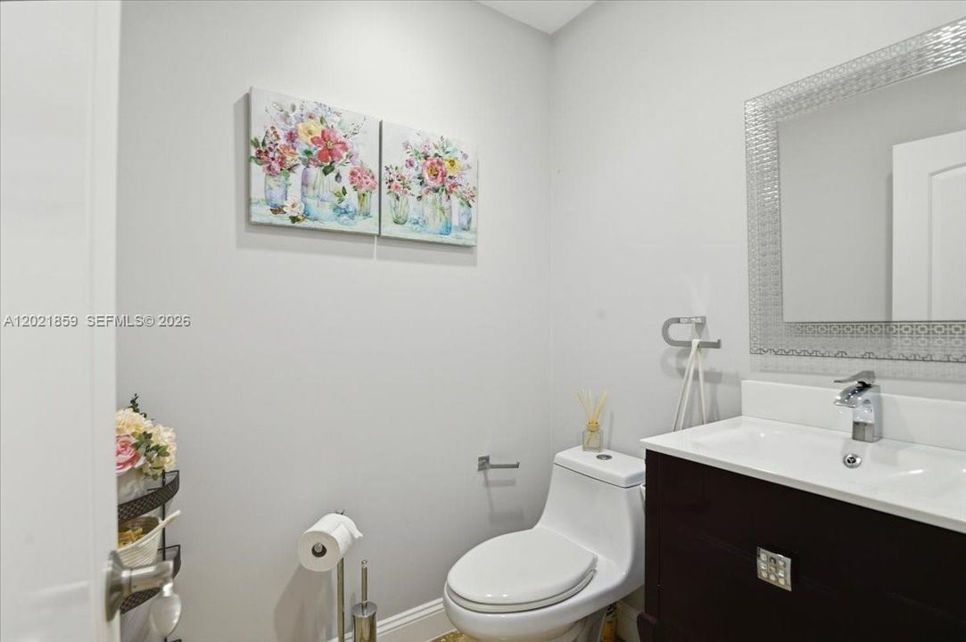 For Sale: $1,800,000 (5 beds, 4 baths, 0 Square Feet)