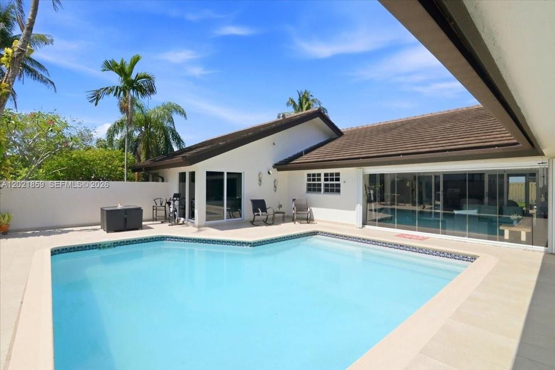 For Sale: $1,800,000 (5 beds, 4 baths, 0 Square Feet)