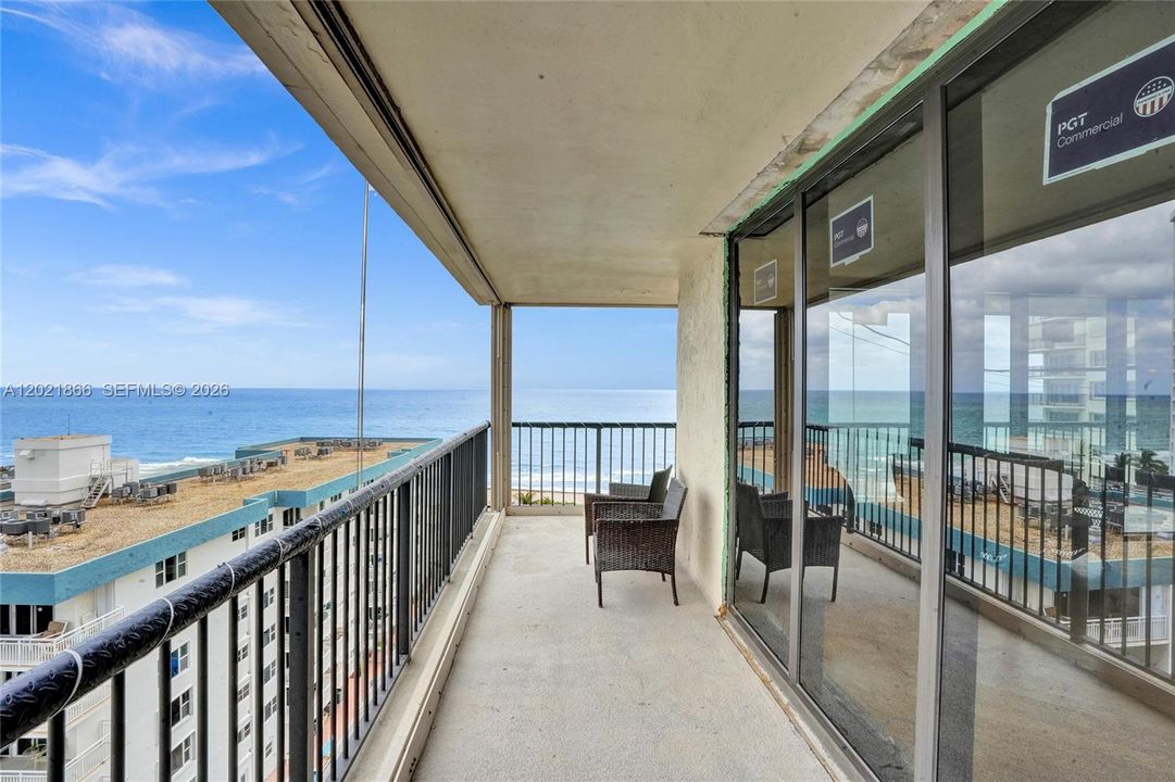 For Sale: $999,900 (2 beds, 2 baths, 2090 Square Feet)