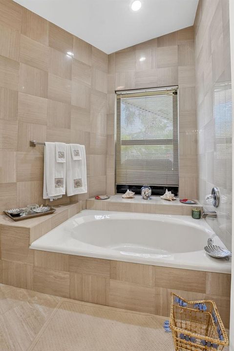 Master tub