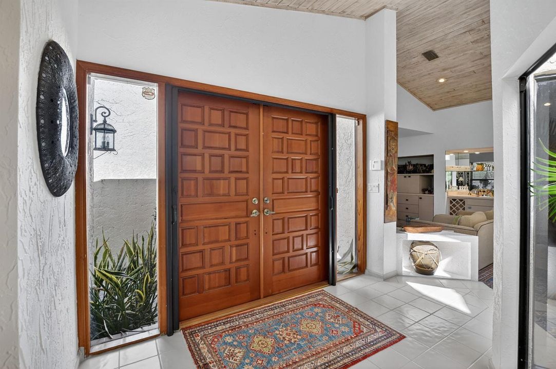 Foyer entry
