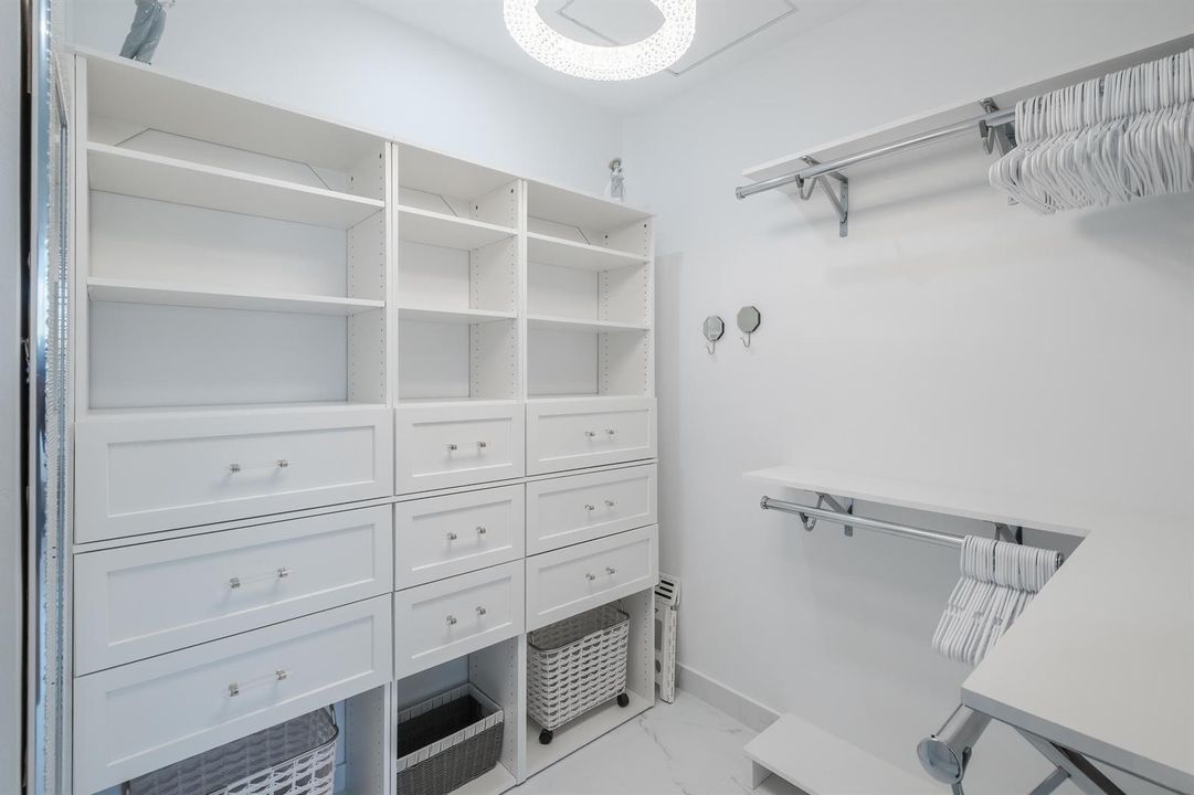 049-Primary Closet