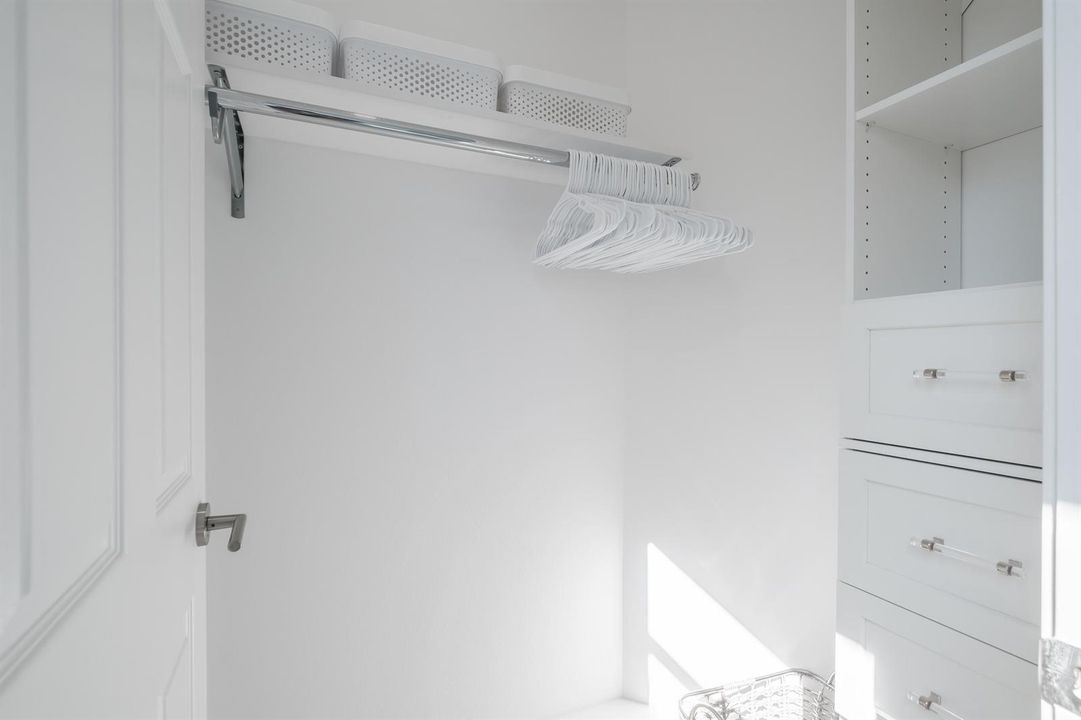 034-Interior