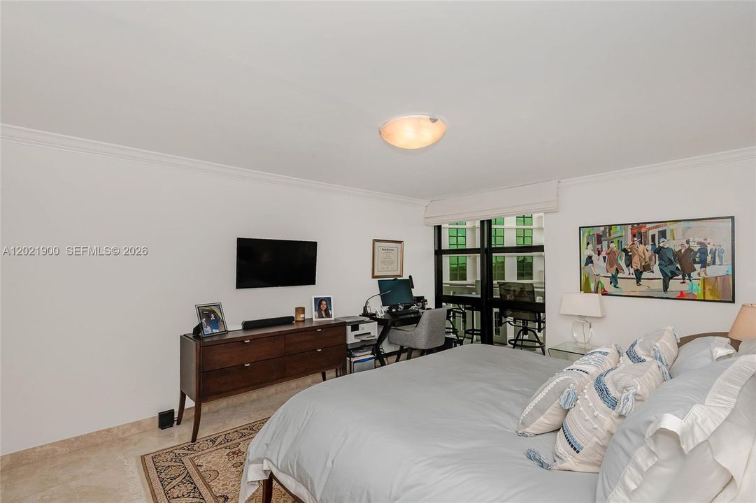 На продажу: $1,225,000 (2 спален, 2 ванн, 1409 Квадратных фут)