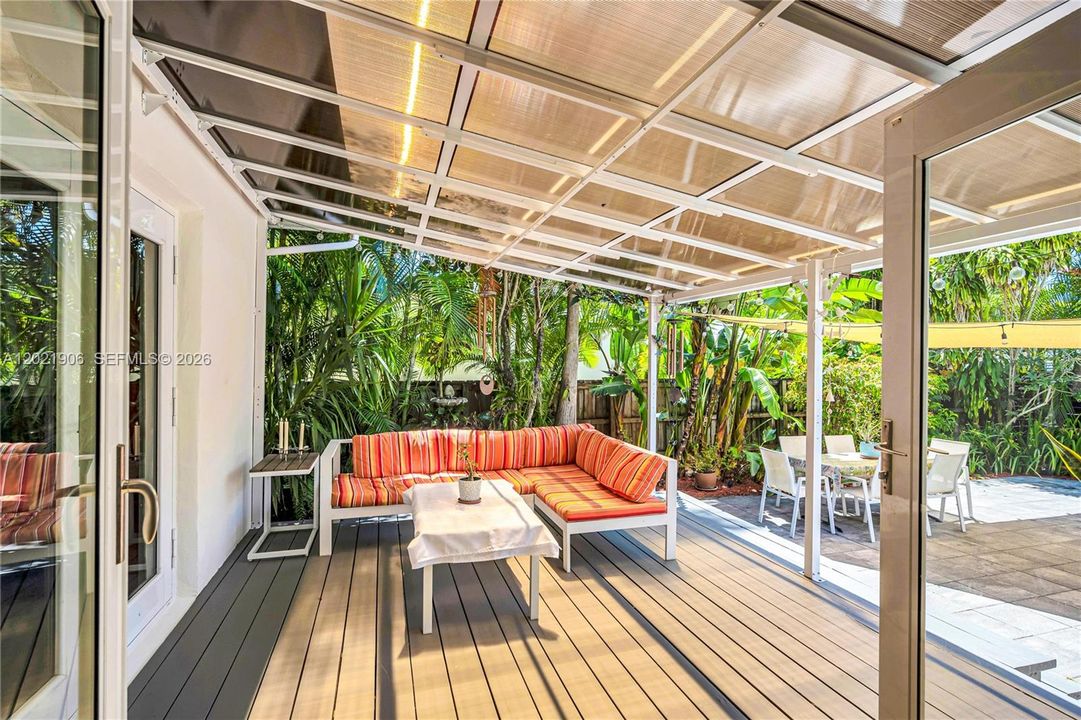 For Sale: $1,350,000 (3 beds, 2 baths, 1822 Square Feet)