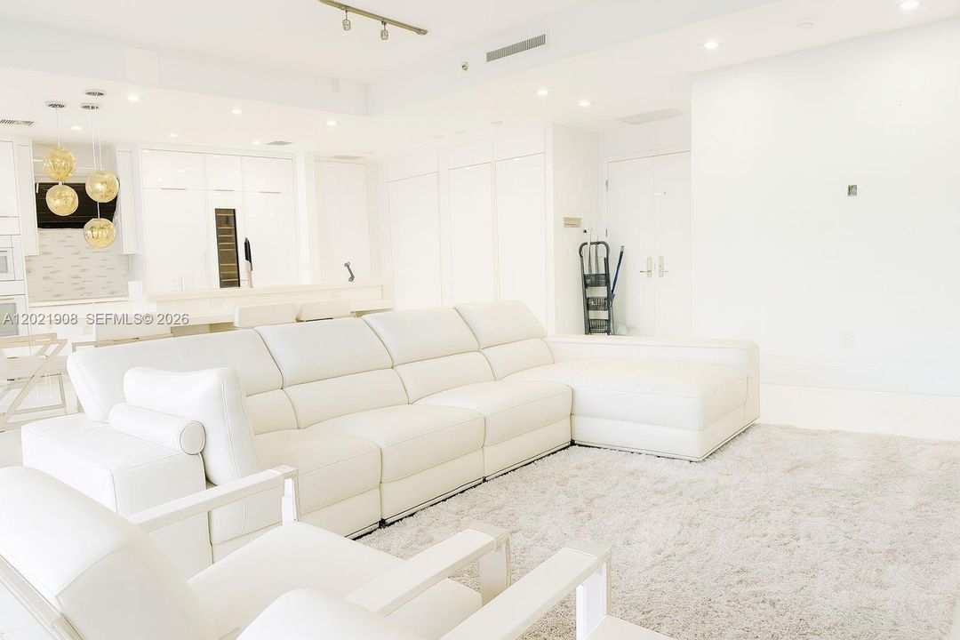 En Venta: $2,100,000 (2 camas, 2 baños, 1784 Pies cuadrados)