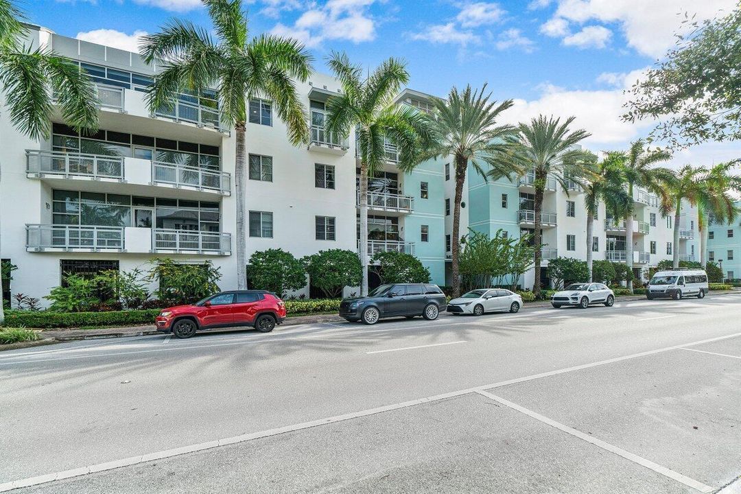 335 SE 6th Ave, Delray Beach, FL