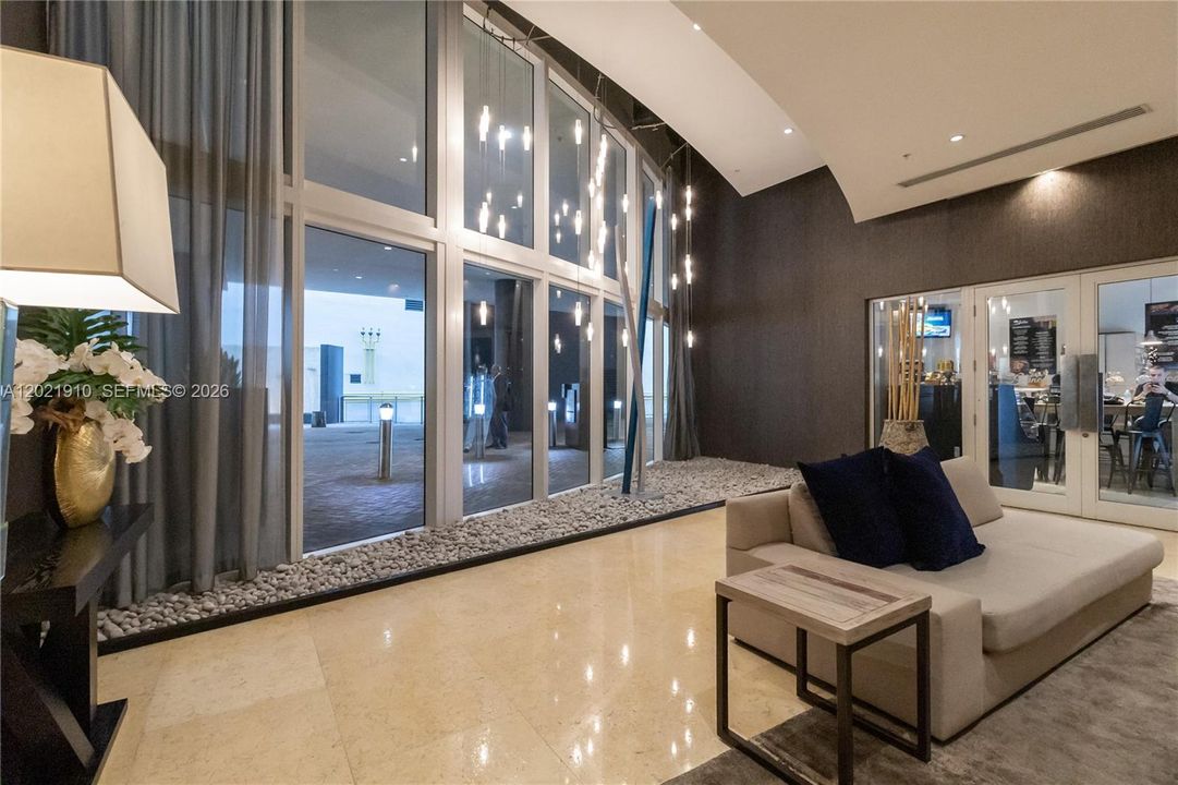 En Renta: $5,800 (2 camas, 2 baños, 1270 Pies cuadrados)
