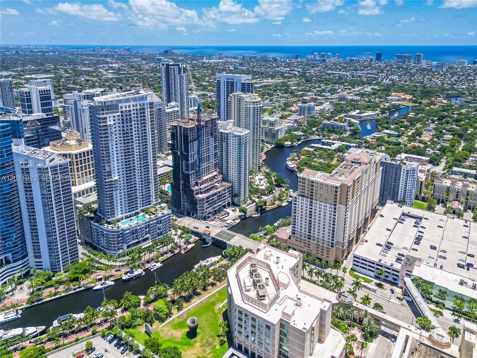 For Sale: $445,000 (1 beds, 1 baths, 820 Square Feet)