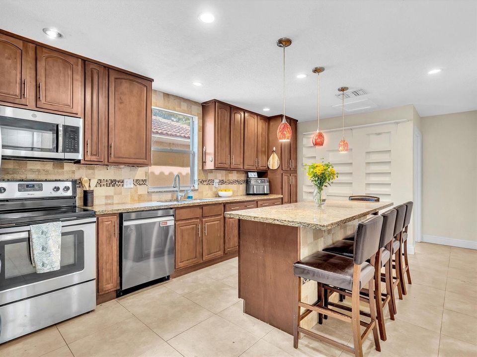 Kitchen with Island