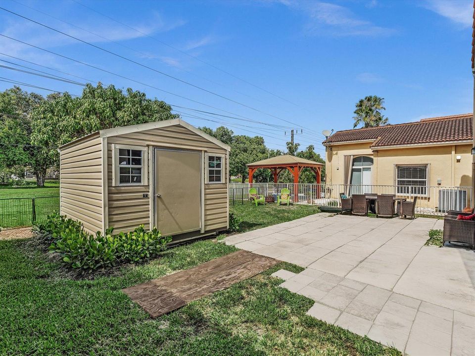 Shed