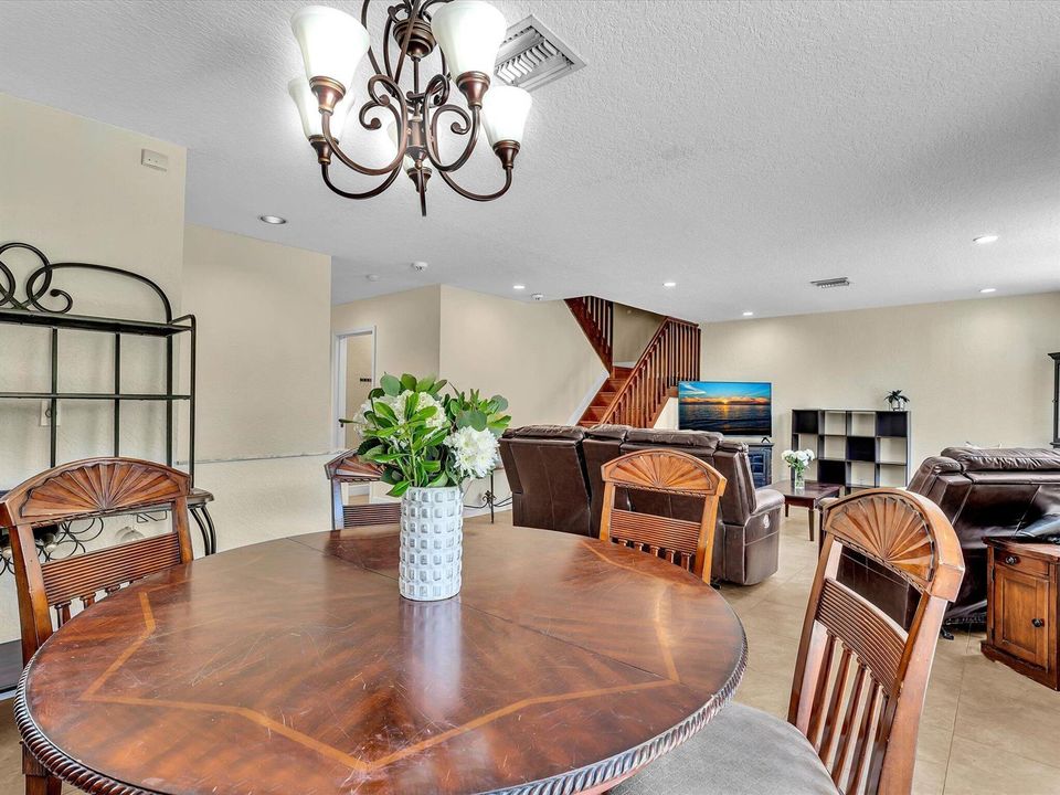 Dining-Living