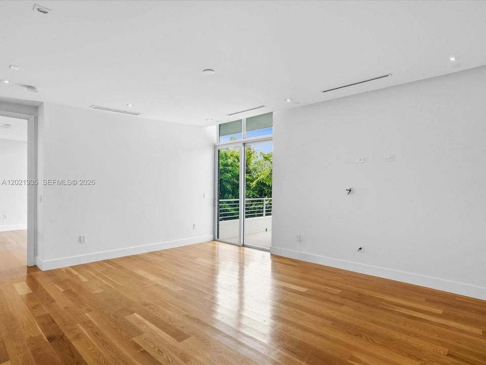 En Renta: $28,500 (5 camas, 5 baños, 3650 Pies cuadrados)