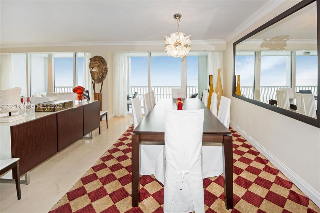 For Sale: $1,595,000 (2 beds, 2 baths, 2170 Square Feet)