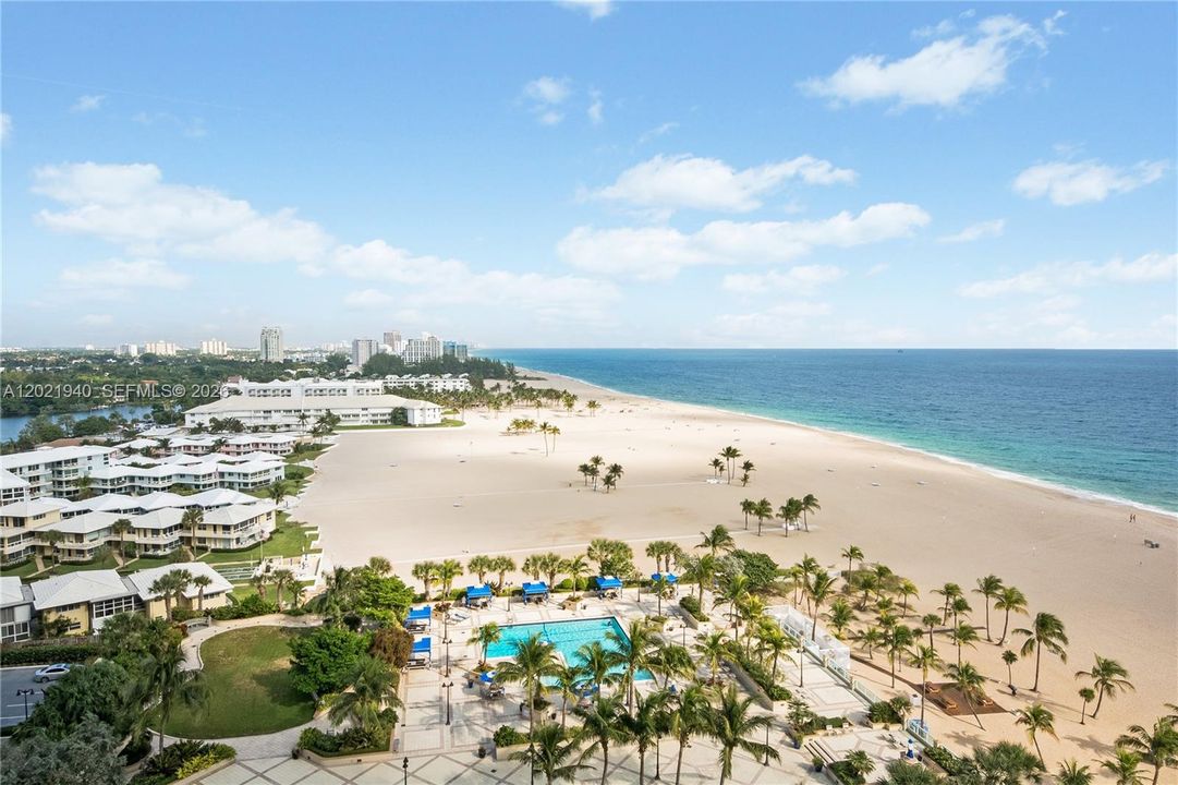 For Sale: $1,595,000 (2 beds, 2 baths, 2170 Square Feet)