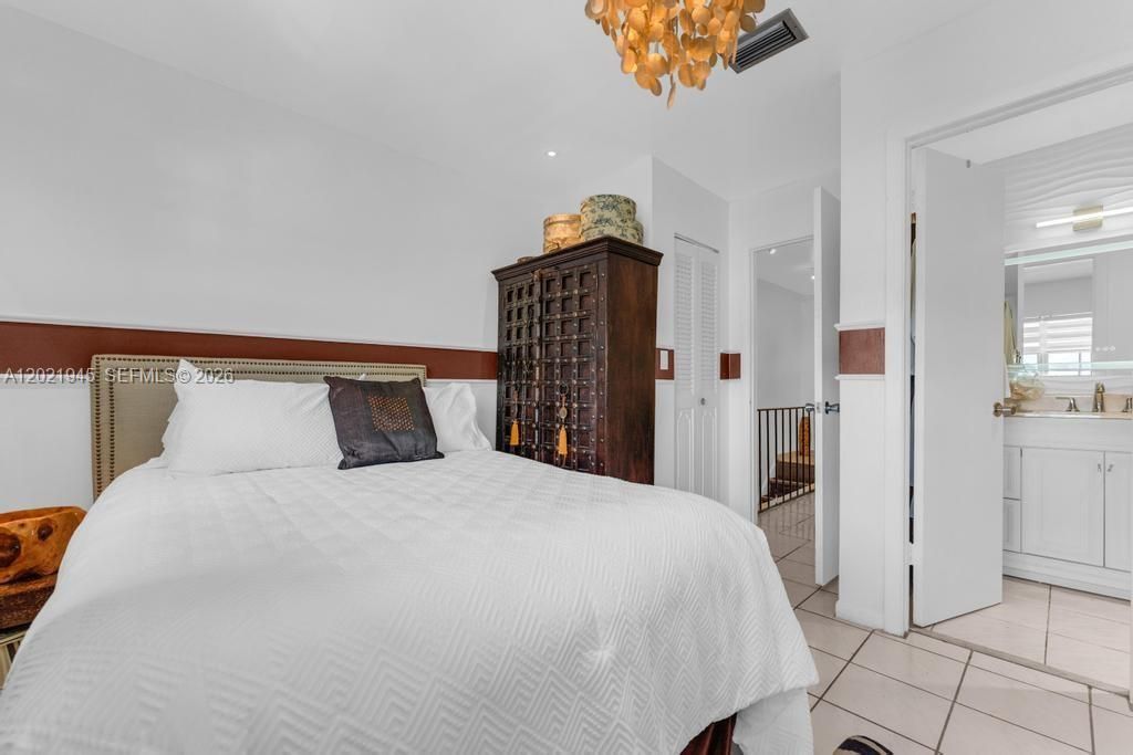 Guest suite