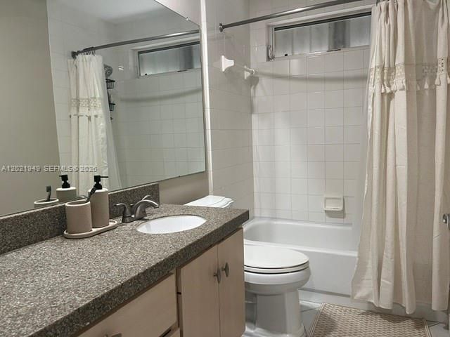 For Sale: $250,000 (2 beds, 2 baths, 1152 Square Feet)