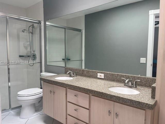 For Sale: $250,000 (2 beds, 2 baths, 1152 Square Feet)