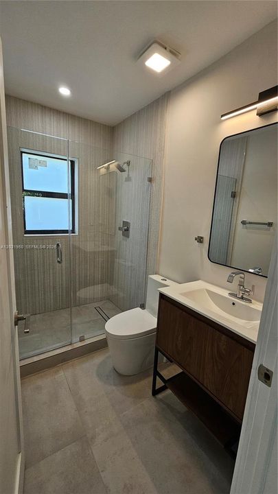 En Renta: $4,800 (4 camas, 2 baños, 1416 Pies cuadrados)