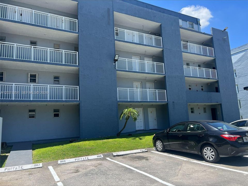 En Venta: $325,000 (2 camas, 2 baños, 1502 Pies cuadrados)