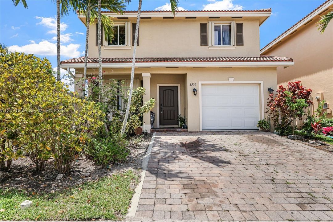 For Sale: $625,000 (5 beds, 3 baths, 2061 Square Feet)