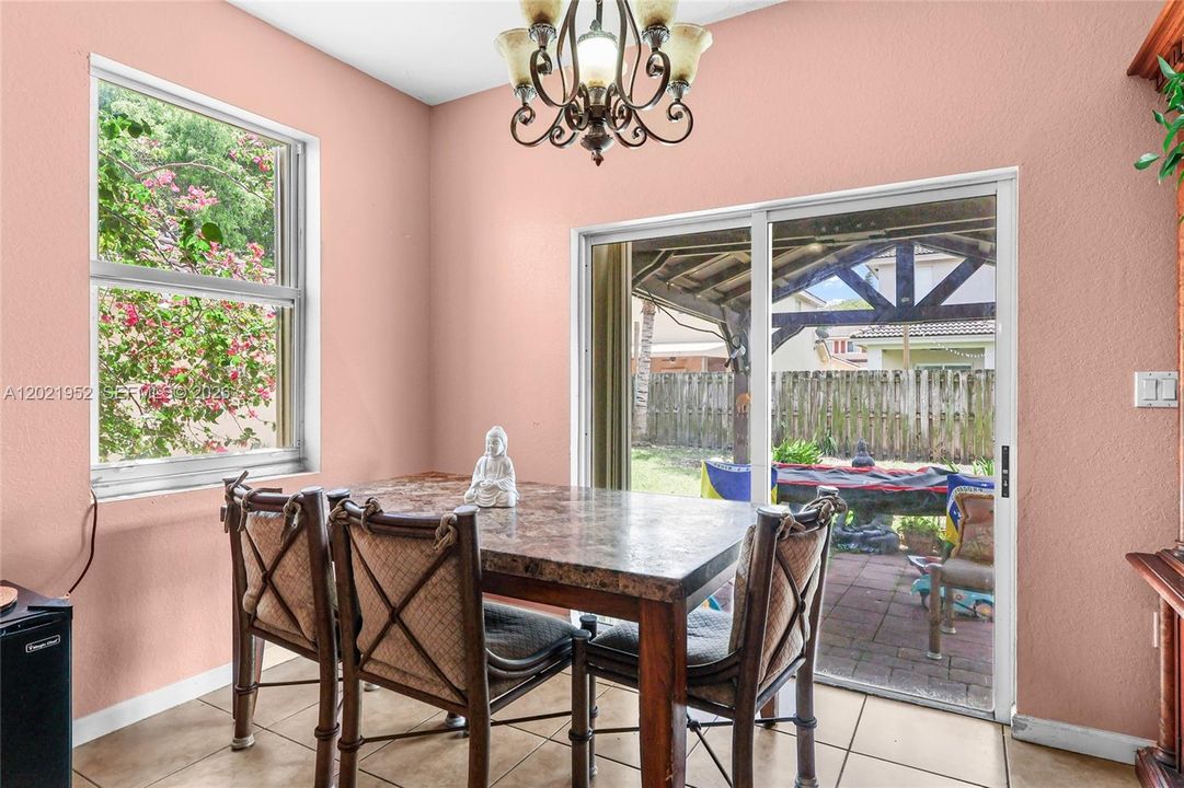 For Sale: $625,000 (5 beds, 3 baths, 2061 Square Feet)