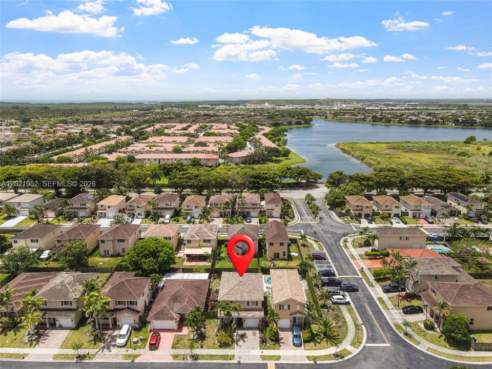 For Sale: $625,000 (5 beds, 3 baths, 2061 Square Feet)