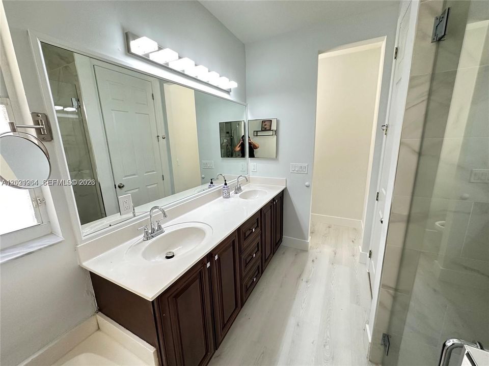 For Rent: $5,500 (4 beds, 3 baths, 2434 Square Feet)