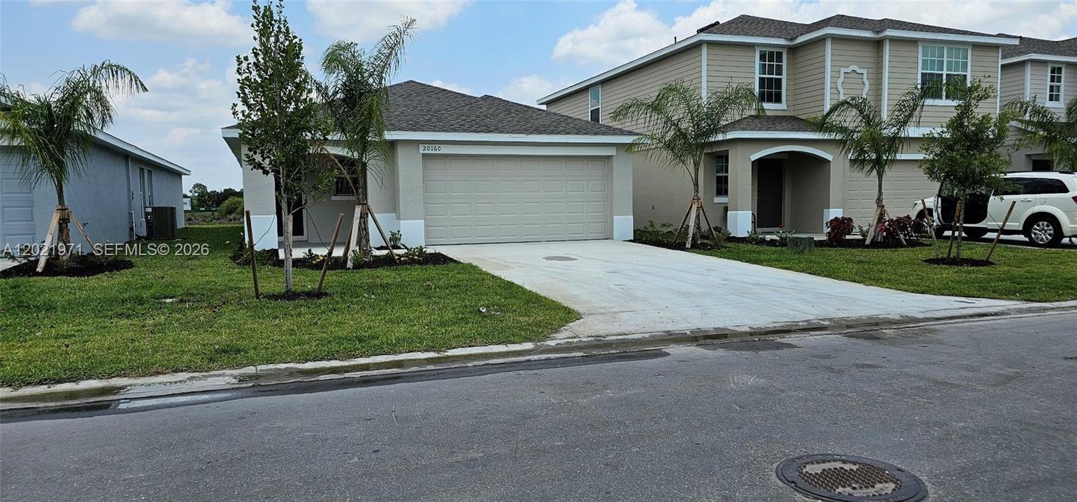 For Rent: $2,200 (3 beds, 2 baths, 1448 Square Feet)