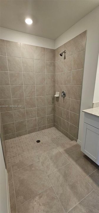 For Rent: $2,200 (3 beds, 2 baths, 1448 Square Feet)
