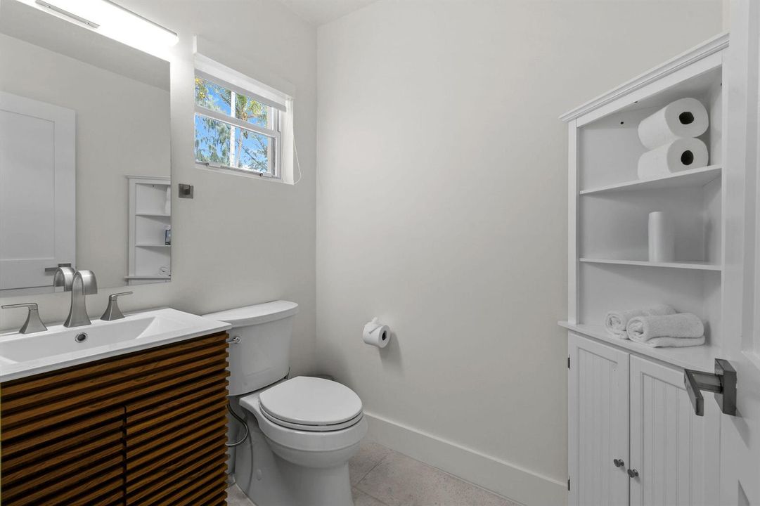 114NBeachRd(55)