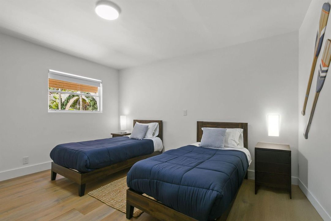 114NBeachRd(66)