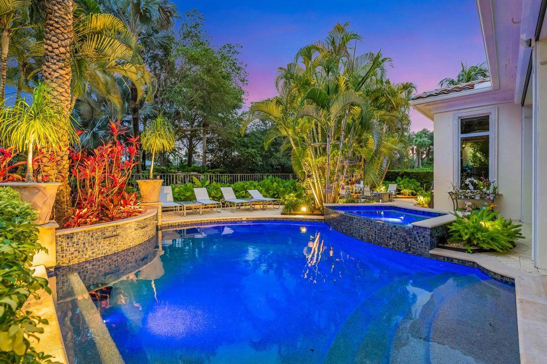 POOL TWILIGHT
