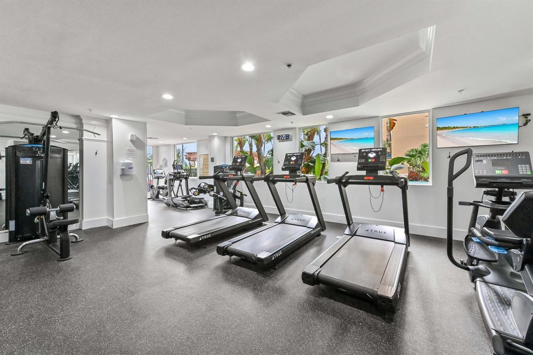 27 gym 01