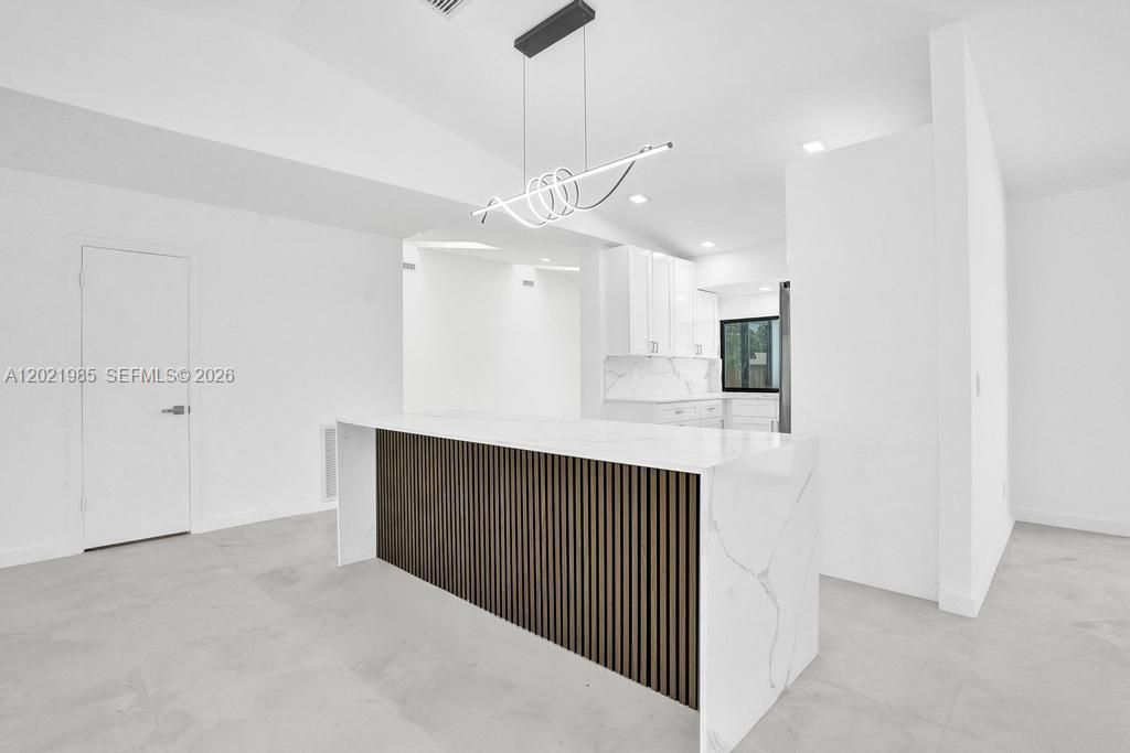 For Sale: $749,000 (5 beds, 3 baths, 2089 Square Feet)