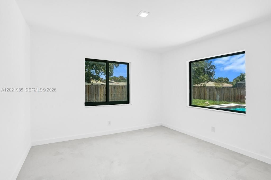 For Sale: $749,000 (5 beds, 3 baths, 2089 Square Feet)