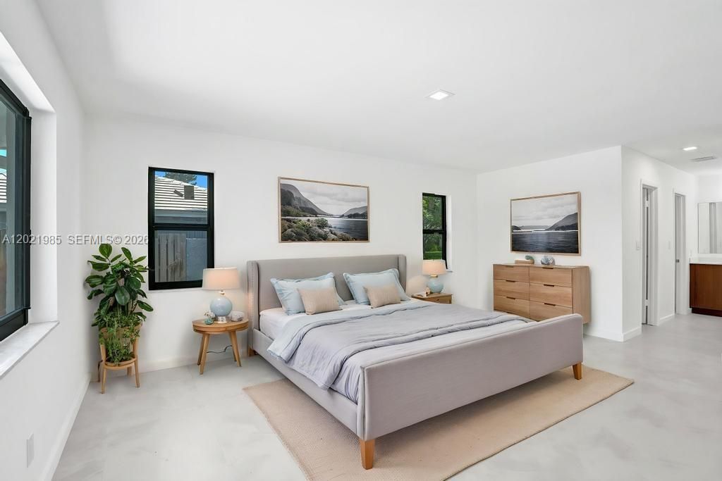 For Sale: $749,000 (5 beds, 3 baths, 2089 Square Feet)