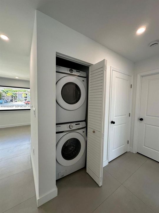En Renta: $4,850 (3 camas, 3 baños, 1397 Pies cuadrados)