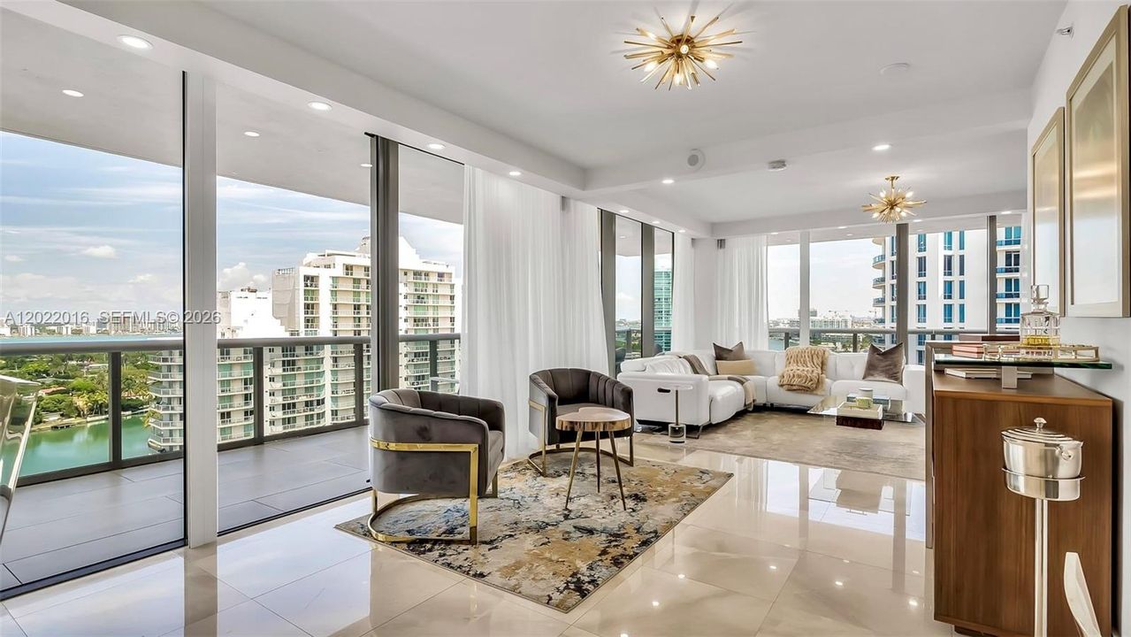 For Rent: $14,000 (2 beds, 2 baths, 1323 Square Feet)
