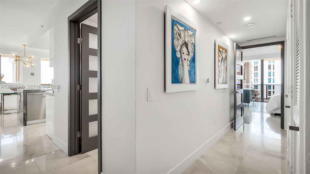 For Rent: $14,000 (2 beds, 2 baths, 1323 Square Feet)