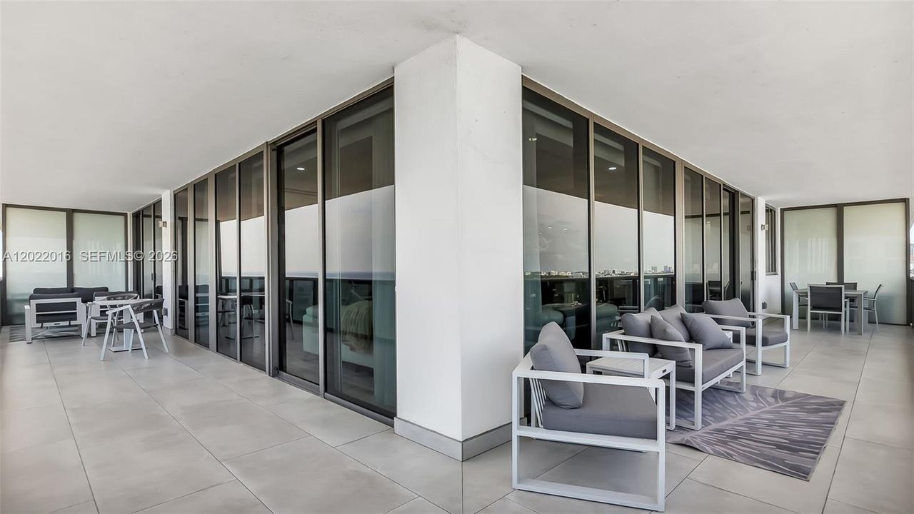 Wrap-around Balcony