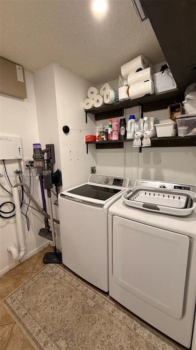 Activo con contrato: $539,500 (3 camas, 2 baños, 1620 Pies cuadrados)
